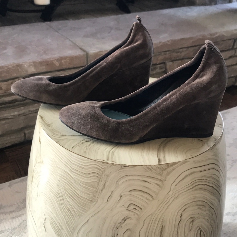 LANVIN Suede Wedges - Picture 3 of 5